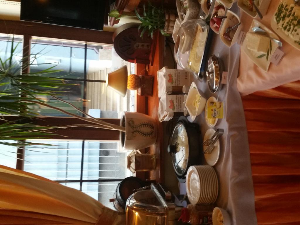 Hotel Restauracja Podzamcze Шчечин Екстериор снимка