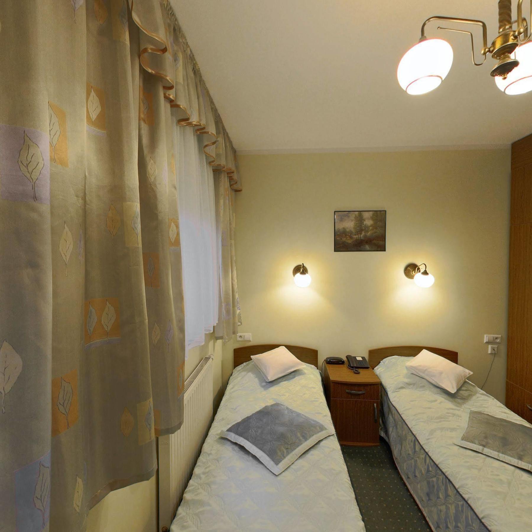 Hotel Restauracja Podzamcze Шчечин Екстериор снимка