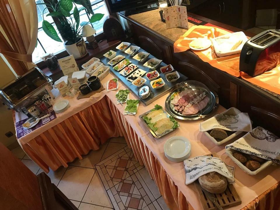 Hotel Restauracja Podzamcze Шчечин Екстериор снимка