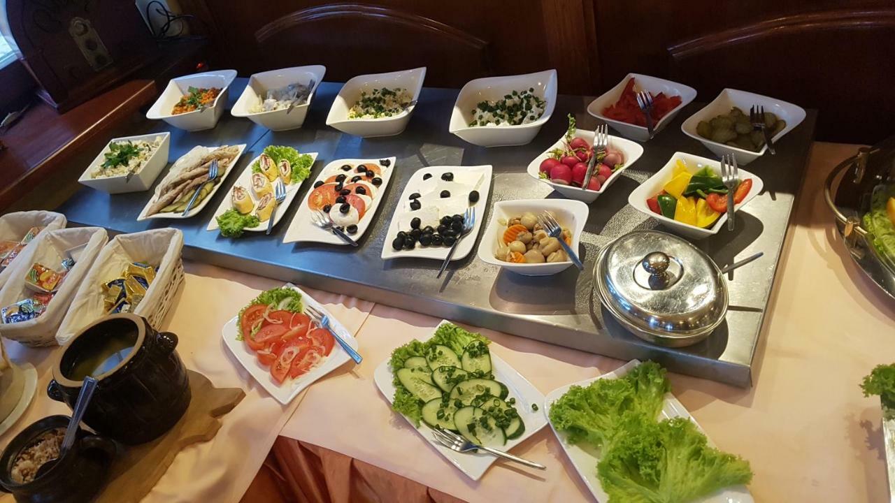 Hotel Restauracja Podzamcze Шчечин Екстериор снимка