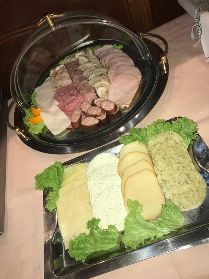 Hotel Restauracja Podzamcze Шчечин Екстериор снимка