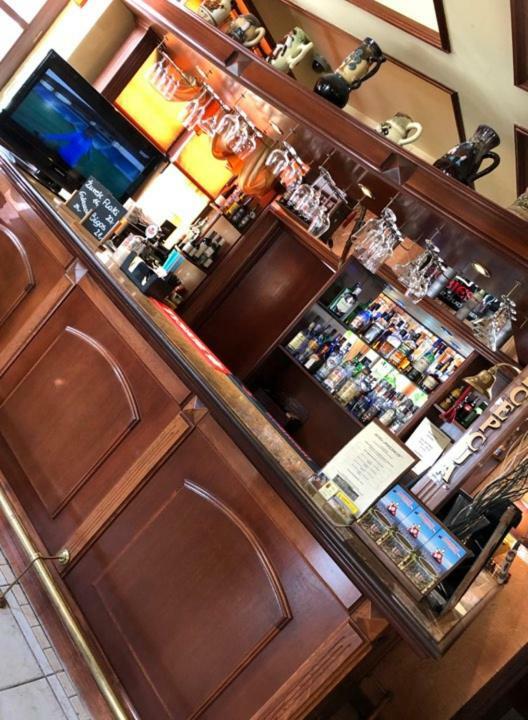 Hotel Restauracja Podzamcze Шчечин Екстериор снимка